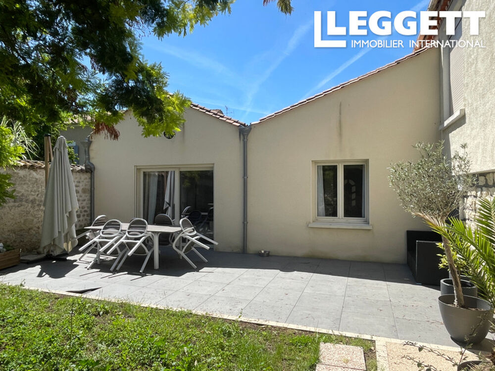 Vente Maison Pavillon sur sous-sol d?environ 183 m² dans une rue très calme, à seulement 100 mètres de la Charente Gond-pontouvre