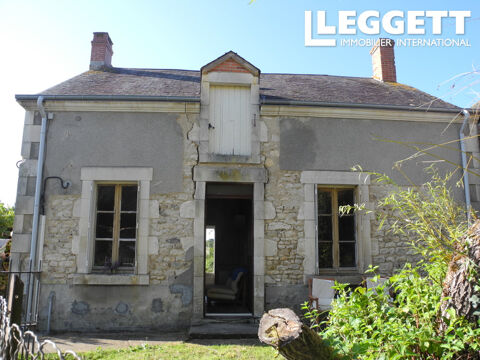   Maison de village, 1 chambre, grenier � am�nager , cour et jardin avec puits et anciennes �curies. Maison - 2 pi�ce(s) - 55 m�