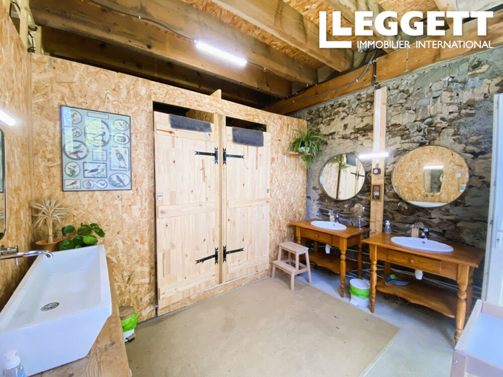 Vente Maison Superbe entreprise de glamping et maison des propriétaires offrant une vue imprenable et un cadre idyllique en Saint-palais