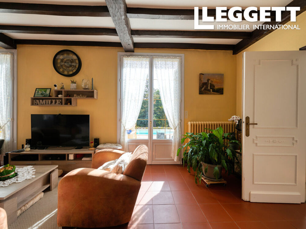 Vente Maison Propriété de caractère de 162 m² avec piscine et parc arboré de 7 940 m² aux portes de Bergerac Bergerac