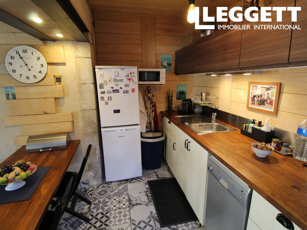 Vente Maison Maison de trois chambres dans le centre de Monrmorillon ; décorée et entretenue avec soin. Montmorillon