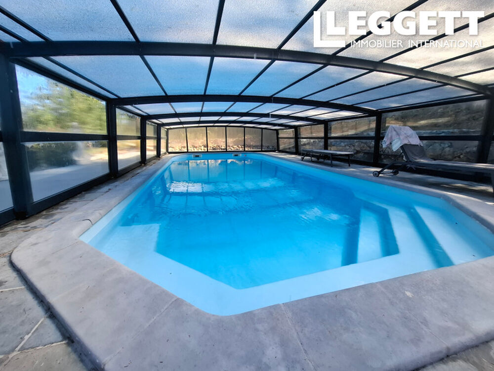 Vente Maison Charmante propriété en Provence, état impeccable, situation au calme<br />Environ 2 hectares, piscine, belle vue La verdiÈre