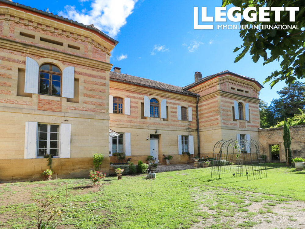 Maison 15 pièces 560 m² · à Uzès · 560 m² · 995 000 €