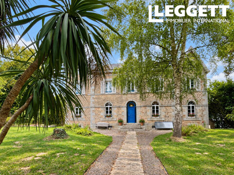   Impressionnante propriété en Normandie avec 8 chambres, gîte indépendant, dépendances et 2,4 hectares Maison - 9 pièce(s) - 287 m²