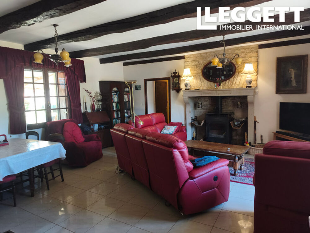 Vente Maison Propriété de caractère avec potentiel de gîte et piscine Blanzay