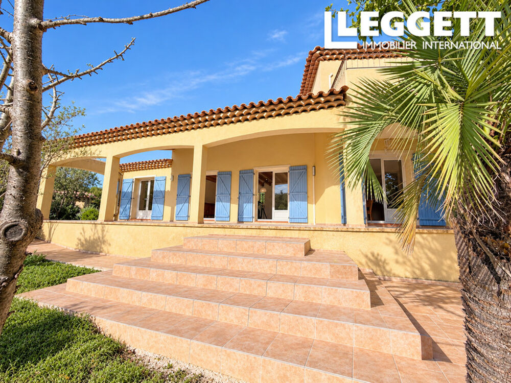 Vente Maison Villa de 200 m² avec trois suites parentales et deux garages, située à Plan-d?Aups-Sainte-Baume. Plan-d'aups-sainte-baume