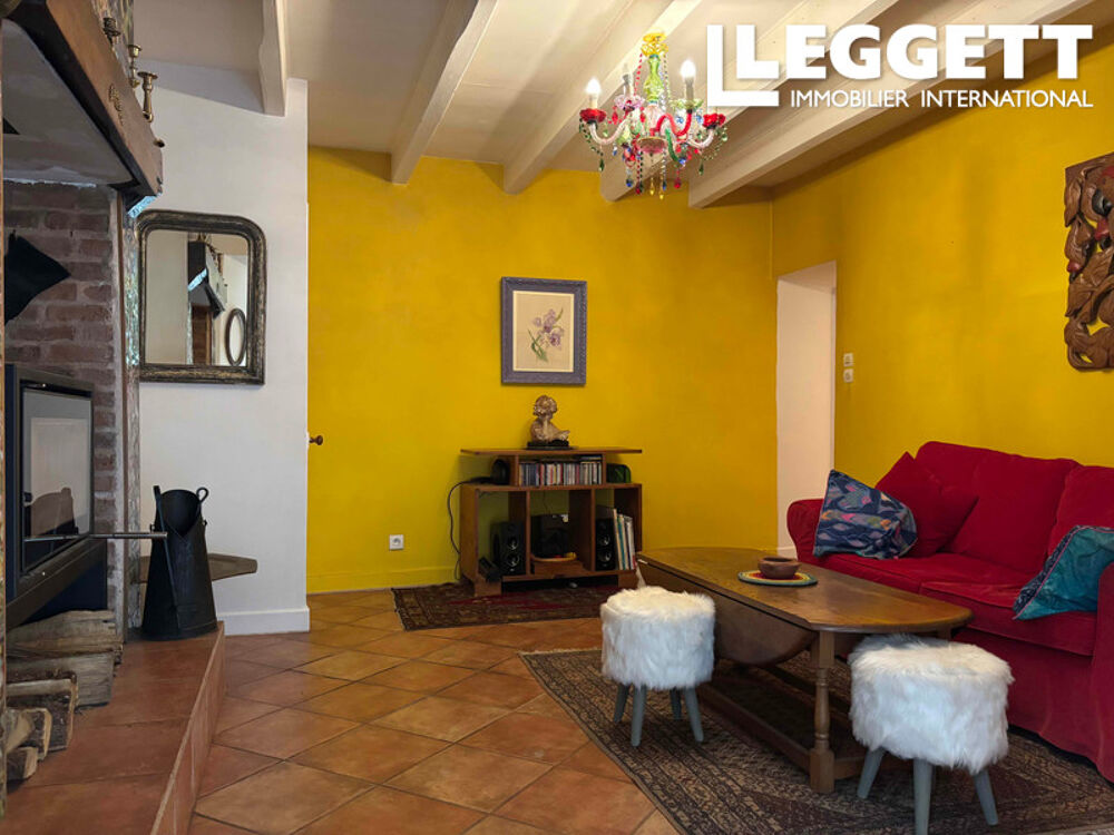 Vente Maison Maison des années 1930 avec 3 chambres et une terrasse au rez-de-chaussée, entourée d?une grande parcelle de j Cussac