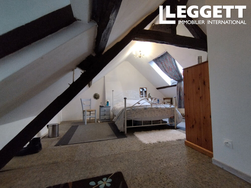 Vente Maison Charmant cottage de deux chambres avec cour et jardin indépendant, doté d'un garage, situé dans un village Saint-lÉger-magnazeix