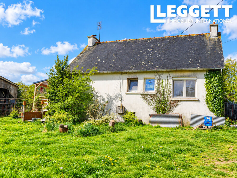 Vente Maison Charmante maison de 2 chambres avec 9 942 m² de terrain, grand hangar et jardins aménagés Duault