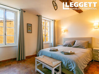  Maison à vendre 13 pièces 360 m²