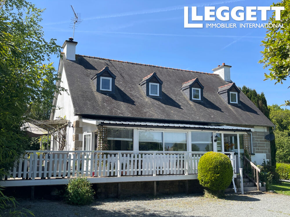 Vente Maison Superbe propriété de 5 chambres, située sur un terrain magnifiquement entretenu de 11 450m². Coadout