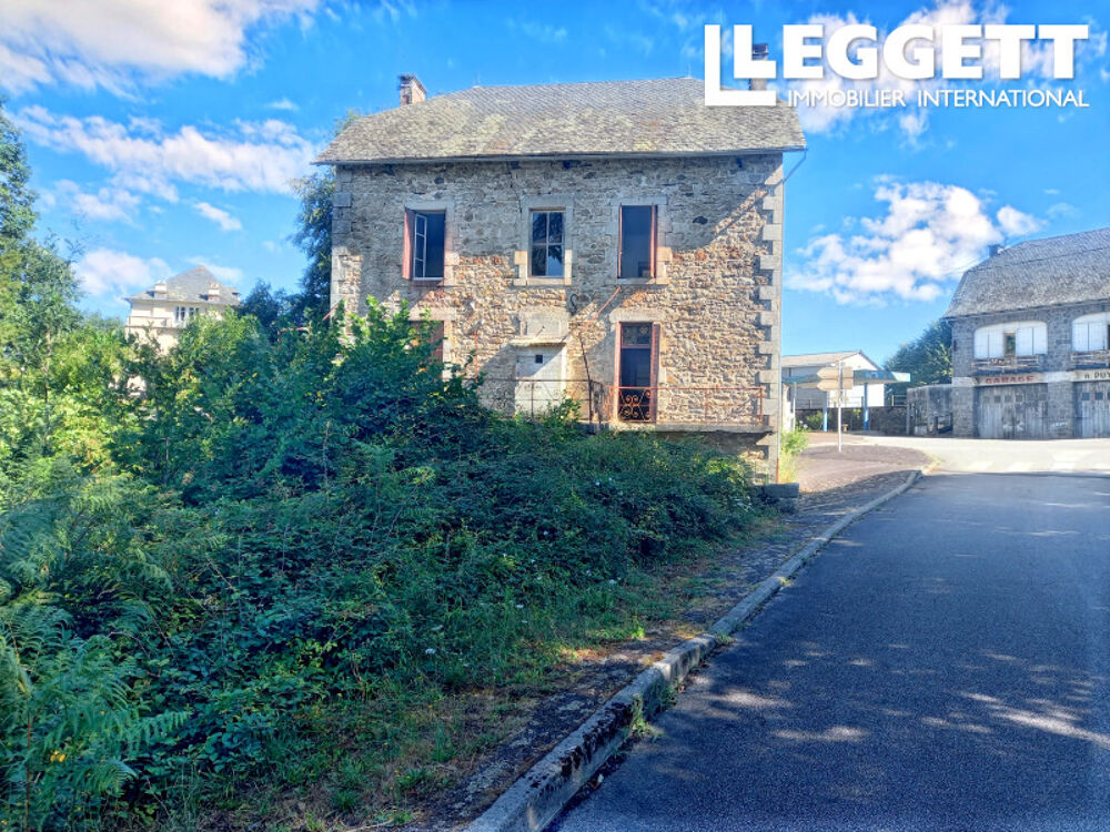 Vente Maison Ancien hôtel historique au potentiel exceptionnel au c?ur de la campagne française La roche-canillac