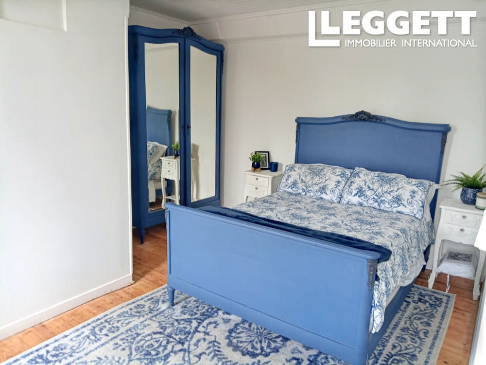 Vente Maison Charmante maison de 3/4 chambres, avec jardin et grange à rénover, dans un village paisible de la Mayenne. La pallu