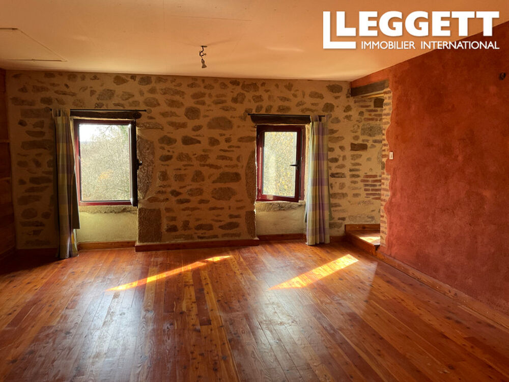 Vente Maison Petite maison écologique, possibilité de vivre hors réseau, avec grange, puits, vergers, et jardin productif Chavanat