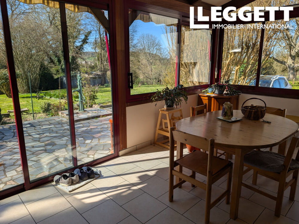Vente Maison Boissy Maugis, en plein c?ur du Perche , maison de village ( ancienne café) terrain bord de rivière,  vues ... Cour-maugis sur huisne