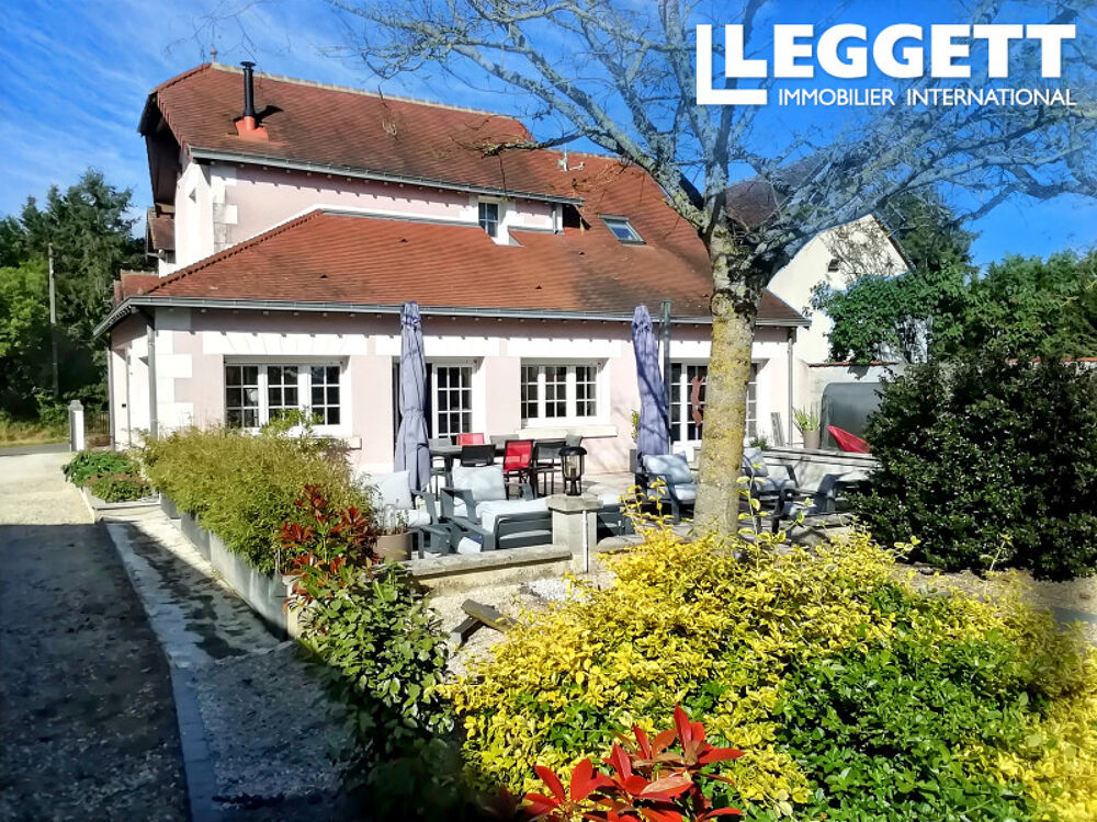 Maison 13 pièces 350 m² · à Montrichard Val de Cher · 350 m² · 499 000 €