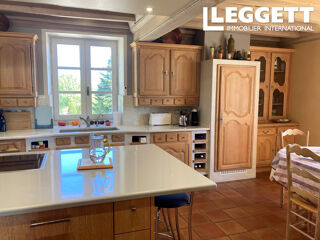  Propriété/château à vendre 12 pièces 300 m²
