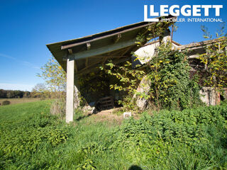  Remise / Grange � vendre 23570 m� Villeneuve-sur-lot