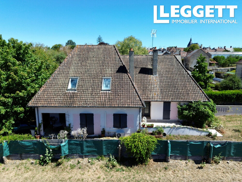 Maison 10 pièces 184 m² · à Lussac-les-Églises · 184 m² · 174 000 €