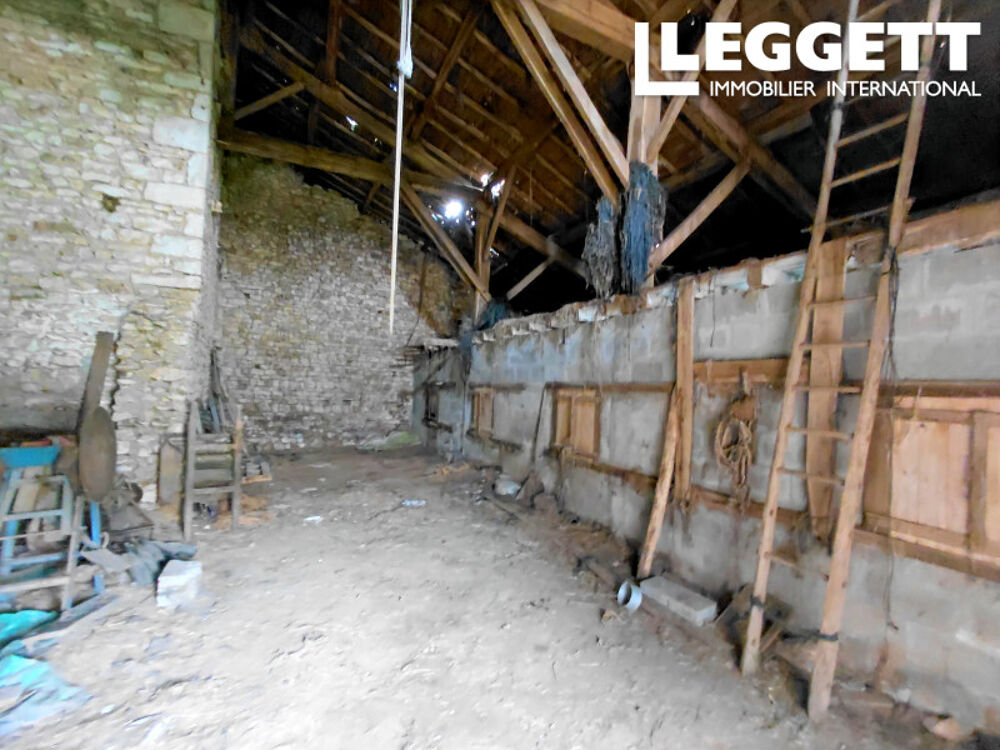 Vente Remise/Grange Grange à rénover avec jardin et dépendances VoulÊme