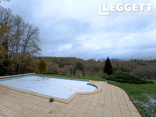  Maison  vendre 5 pices 204 m