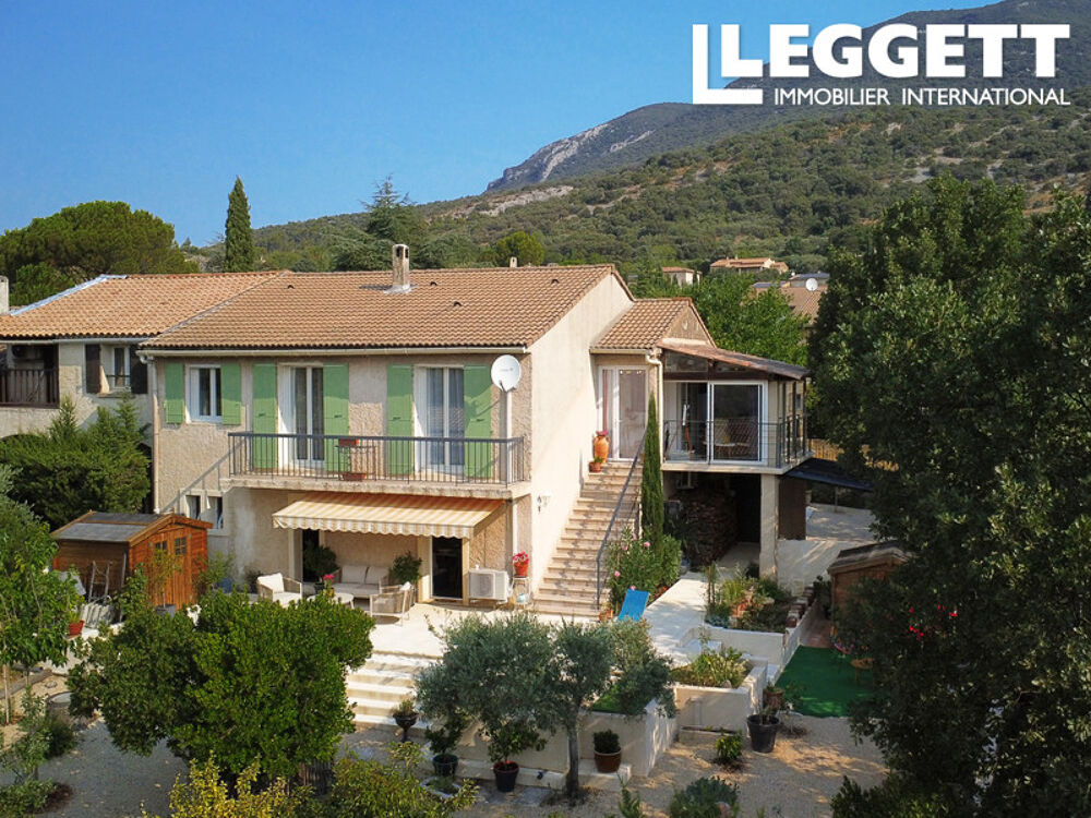 RUSTREL, LUBERON - Belle maison entièrement rénovée! 4 chambres, jolie vue, jardin, mini-piscine et garage
