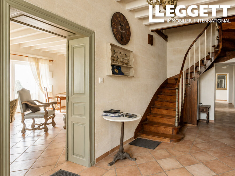 Vente Moulin Domaine d?exception avec moulin du XVII?, maison de maître, gîtes et salle de réception près de Cognac St maigrin