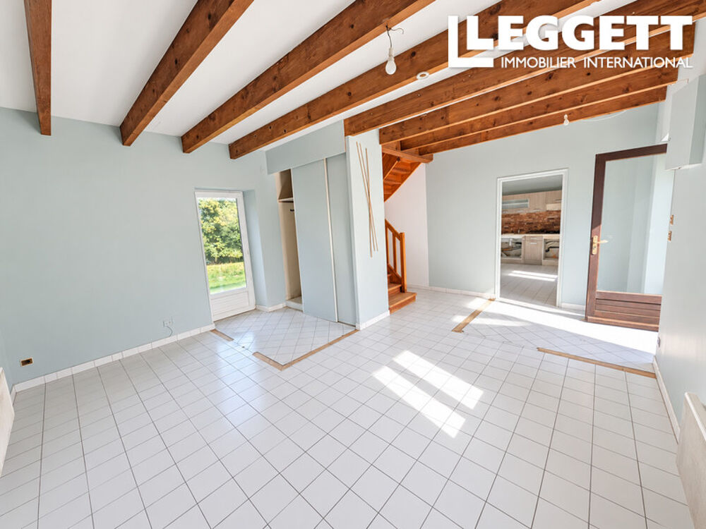 Vente Maison Longère traditionnelle divisée en 3 logements ? 157 m² habitables au total, terrain de 4 522 m² BÉgard