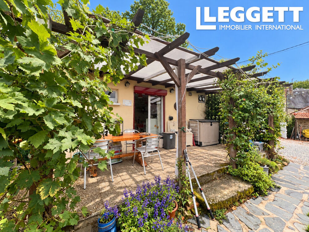 Vente Maison Charmante petite maison de hameau, située dans sa propre cour et ses jardins ; cadre privé et idyllique. BussiÈre-dunoise