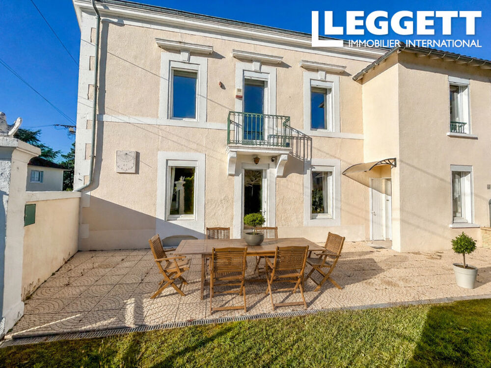 DORDOGNE - COULOUNIEX-CHAMIERS : A vendre Maison familiale avec grand garage de à 3 km du centre de Périgueux