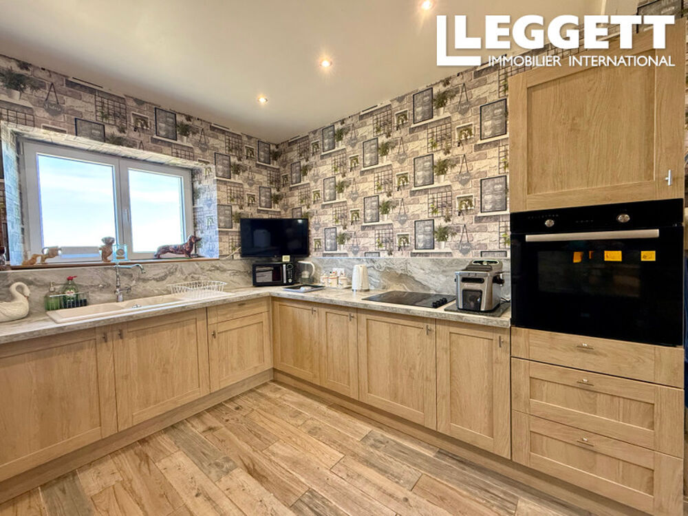 Vente Maison Maison en pierre, 2 chambres +2 possible, 3 SDB,  terrain clos pour animaux, dépendances, 2 km des commodités DercÉ