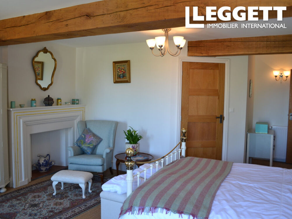 Vente Maison Propriété de caractère avec gîte, jardin, jacuzzi et excellent potentiel locatif Camprond