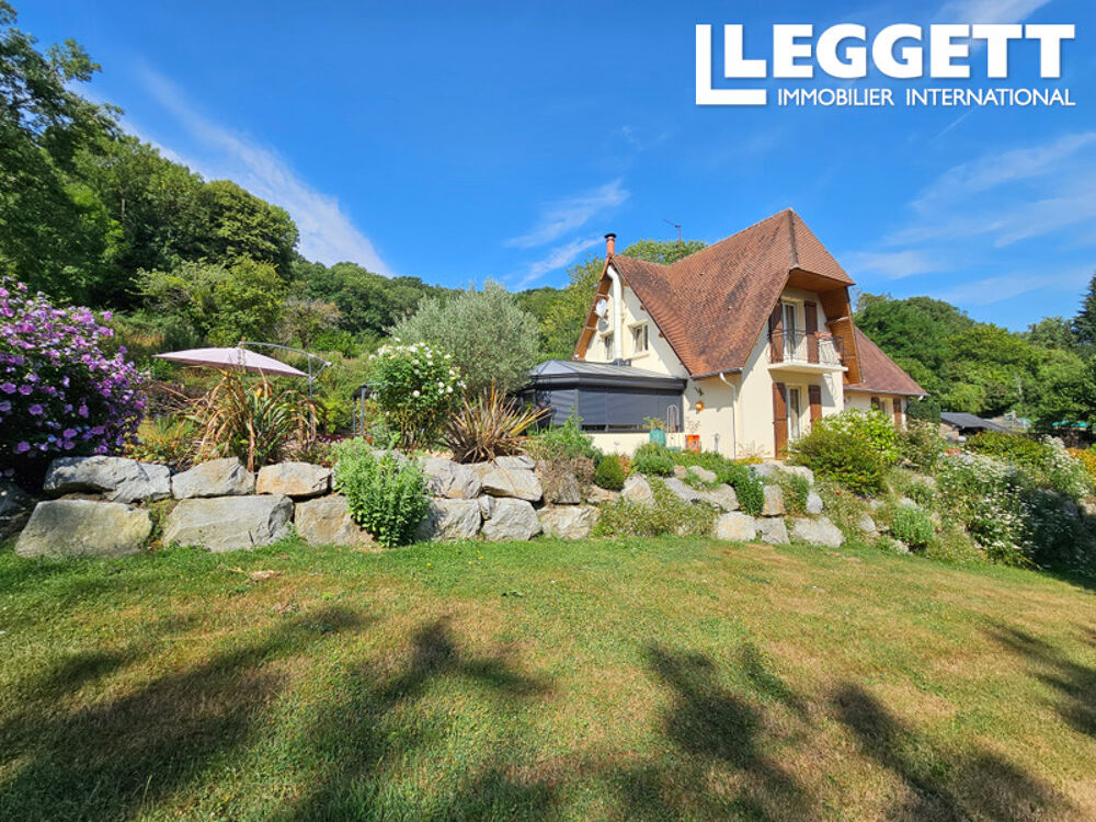 À proximité de Vimoutiers et Livarot ? Élégante propriété avec vue panoramique et jardin de plus de 3 000 m²