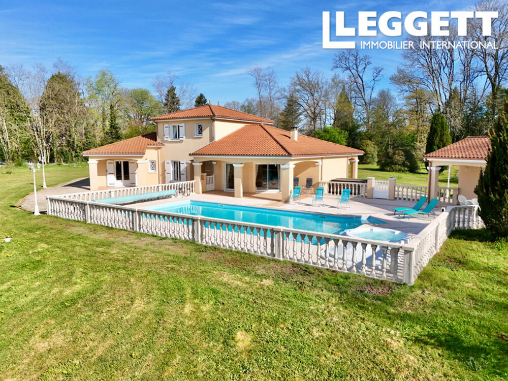 Vente Maison Propri�t� exceptionnelle de 5 chambres avec piscine et 1 hectare de terrain Saint-mathieu