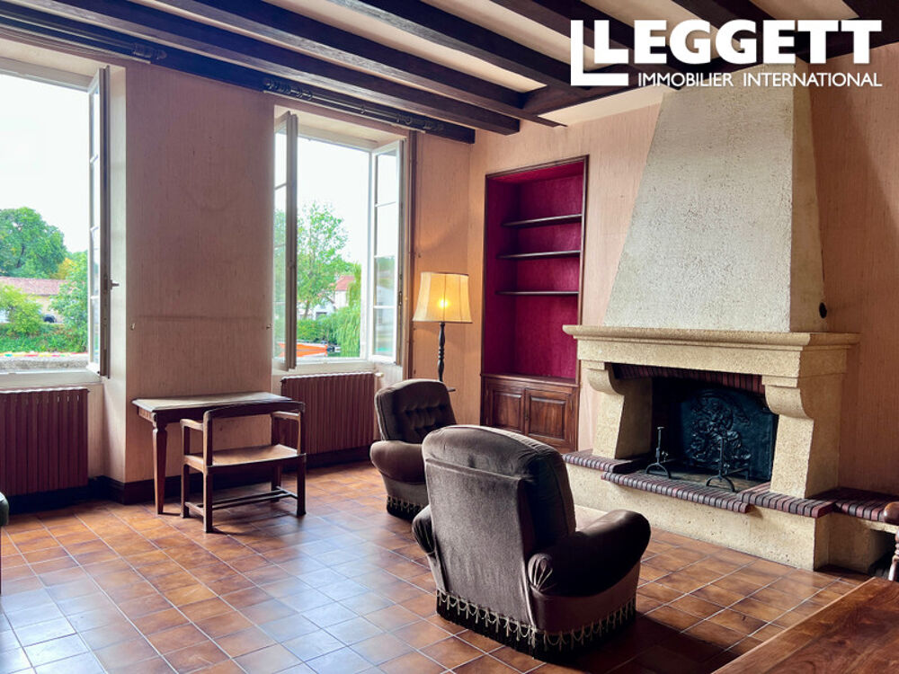 Vente Maison Élégante demeure en bord de Charente avec 6 ch/2 sdb et vue magnifique, au c?ur de Jarnac Jarnac