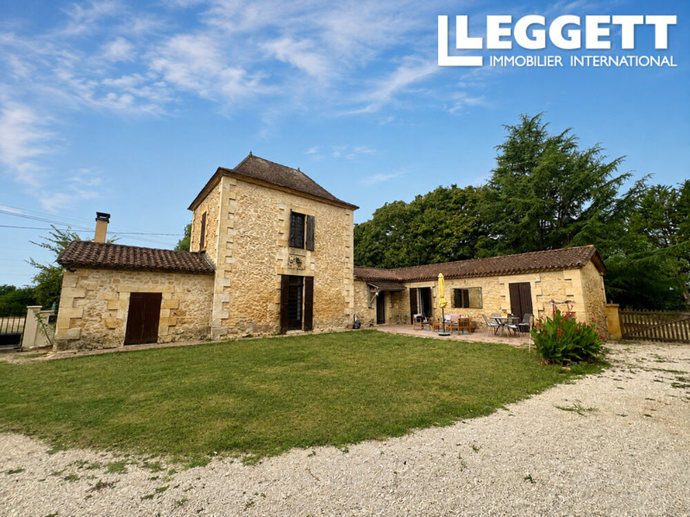 Propriété de caractère en pierre avec gîte, studio, granges, piscine et un hectare de terrain, entre Bergerac