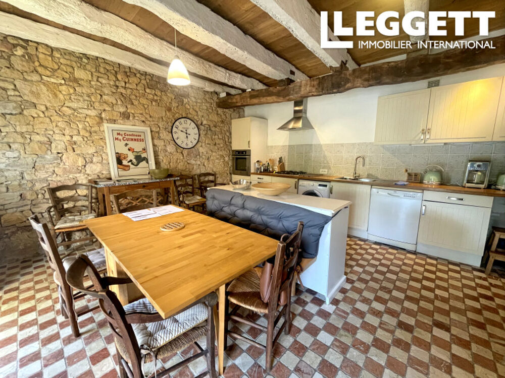 Vente Maison Maison  de village en pierre avec terrasse et jardin, vendue meublée ? pied-à-terre en Dordogne Badefols-sur-dordogne