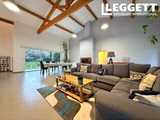  Maison � vendre 7 pi�ces 210 m�