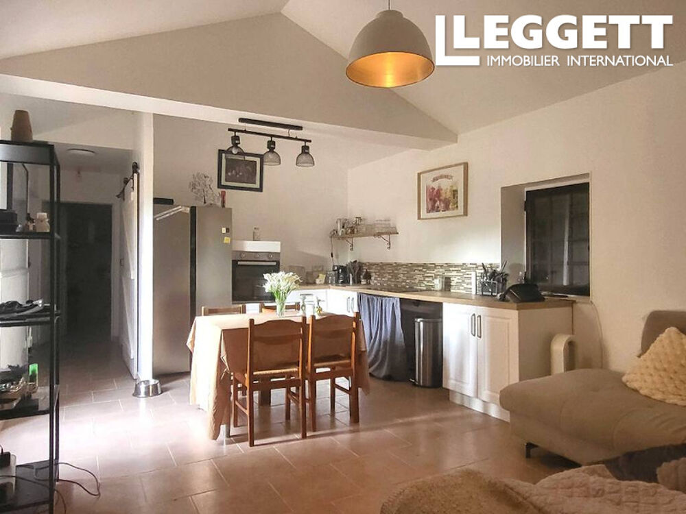 Propriété de caractère en pierre avec gîte, studio, granges, piscine et un hectare de terrain, entre Bergerac