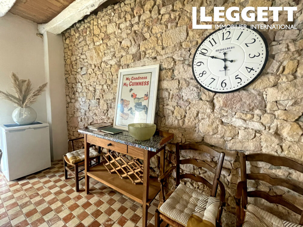 Vente Maison Maison  de village en pierre avec terrasse et jardin, vendue meublée ? pied-à-terre en Dordogne Badefols-sur-dordogne