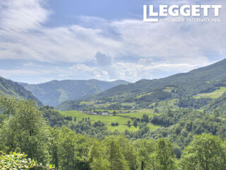  Maison  vendre 8 pices 234 m