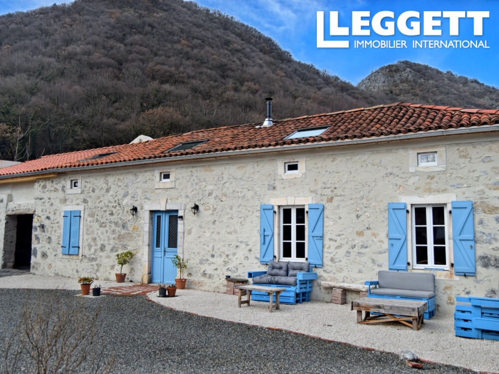 Maison magnifiquement rénovée avec potentiel d'agrandissement, prix réduit à 230 000 ?.