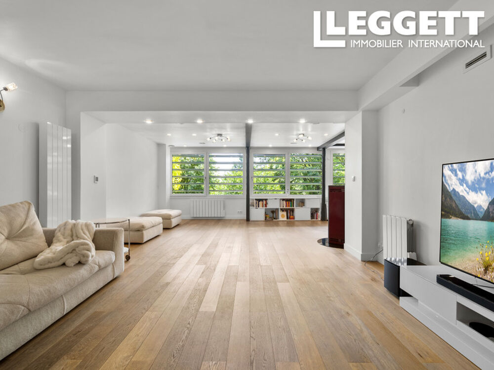 Vente Maison CHATOU ? Propriété d?architecte d?exception avec piscine intérieure, jardin et vues panoramiques sur Paris Chatou
