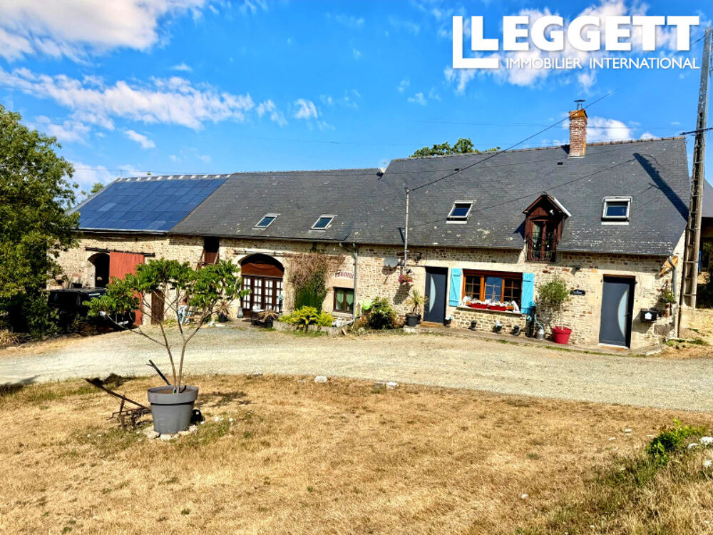 Maison de caractère avec gîte indépendant, granges et 1,14 hectare de terrain