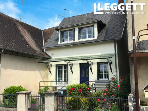   Charmante maison de 2 chambres au c?ur du village, r�nov�e avec soin, grand jardin avec vue sur le ch�teau. Maison - 3 pi�ce(s) - 63 m�