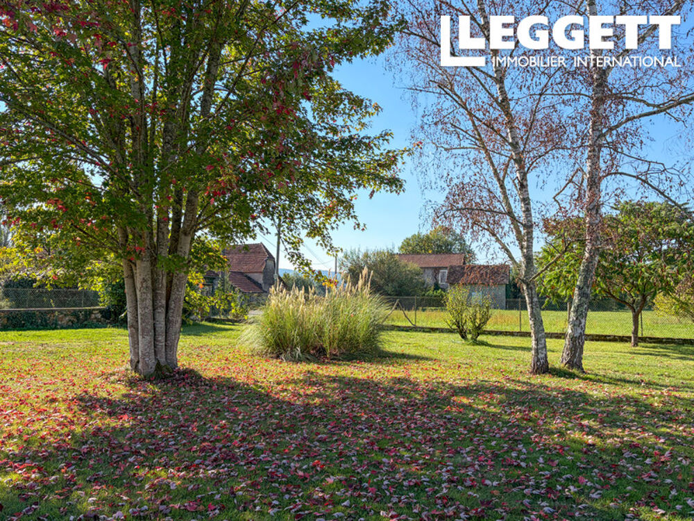 Vente Maison Dans village Nord du Lot - Maison de plain pied, 2 chambres, beau jardin, terrasse BÉtaille
