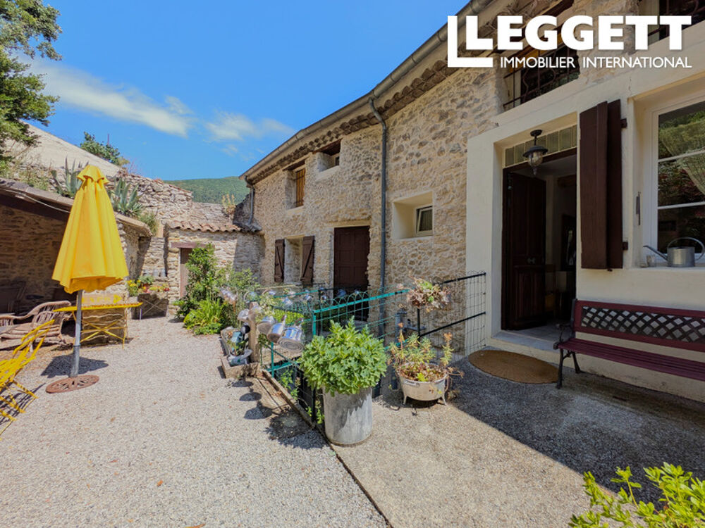 Vente Maison Maison/app. de caractère sur 2 niveaux avec jardin, cour ensoleillée et vue dégagée à deux pas du centre-ville Nyons