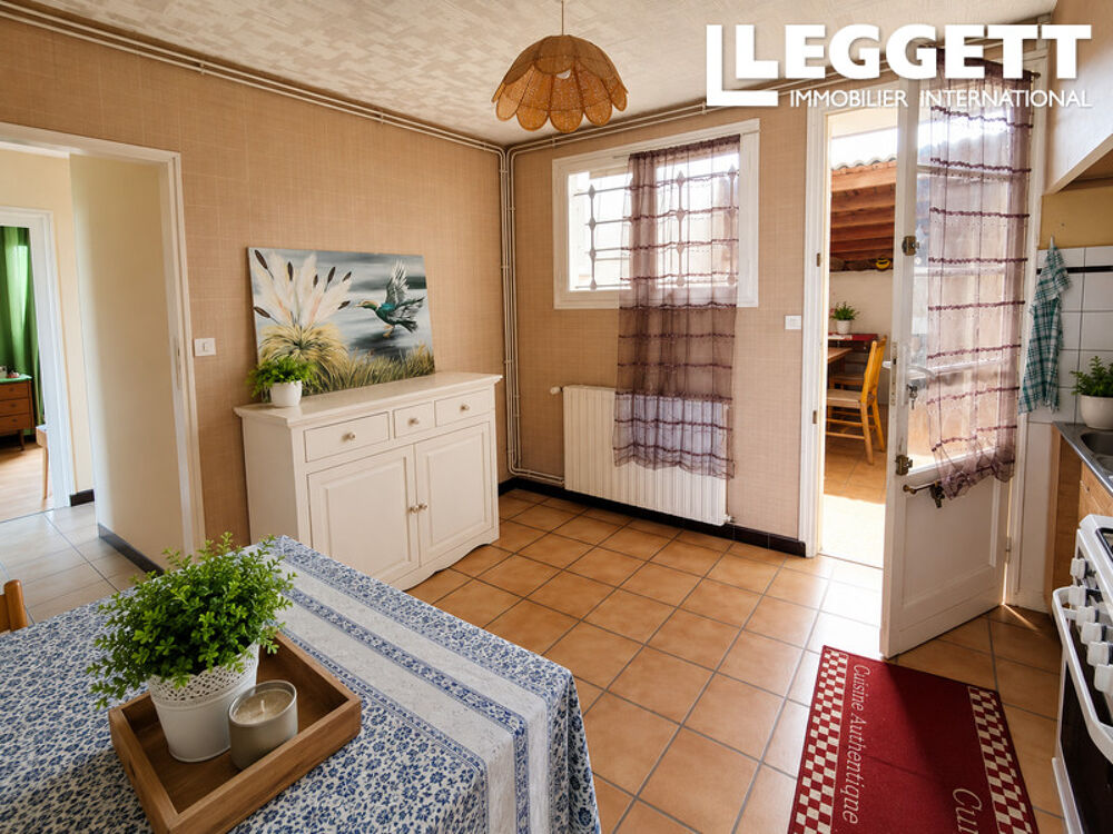 Vente Maison Jolie maison traditionnelle à rénover- 3 chambres - parcelle de 2061 m² - garage - quartier Meyran Gujan-mestras