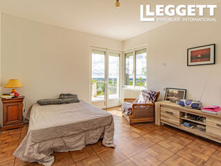  Maison � vendre 7 pi�ces 196 m�