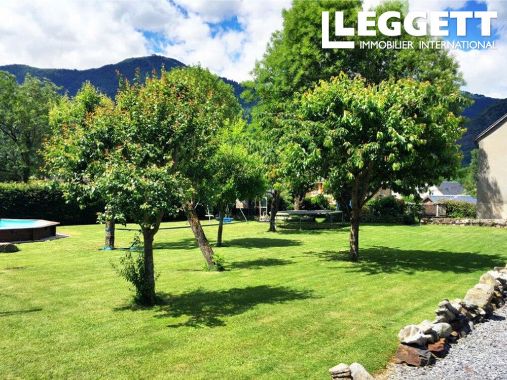 Papilio- gîte de montagne dans les Pyrénées avec une activité de gîte bien établie et une vue sur les montagne